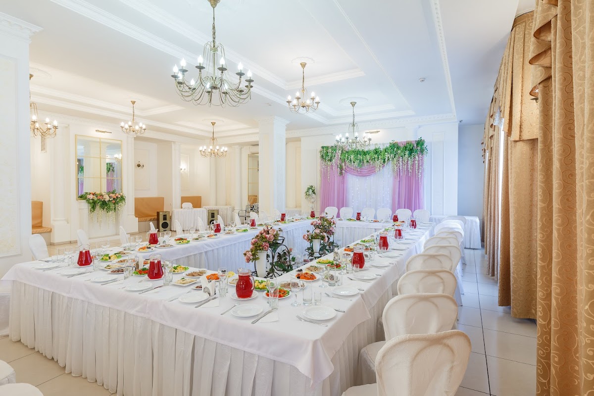 Банкет-холл Ампир Банкетный зал в Крсноярске
