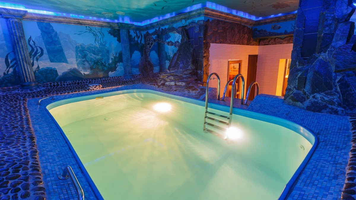 Круглосуточный оздоровительный комплекс Атлантик | Красноярск | Сауна, баня, бассейн