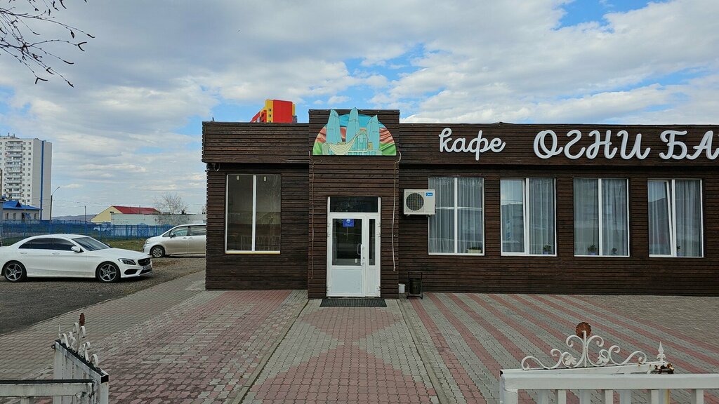 Огни Баку