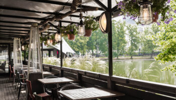 Где погулять на чистых прудах