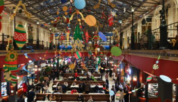 Где погулять с подругой